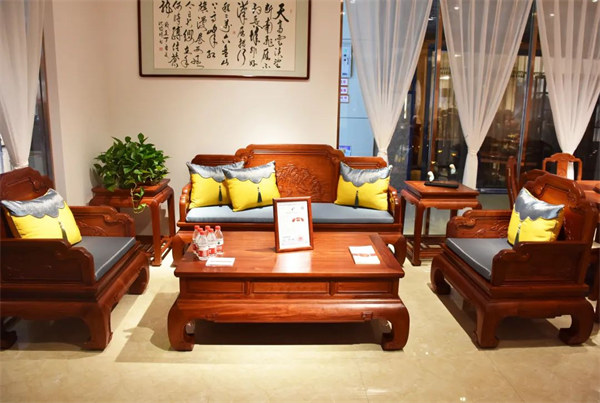 中唐紅木城 |國風(fēng)紅木家具，治愈你的精神內(nèi)耗！