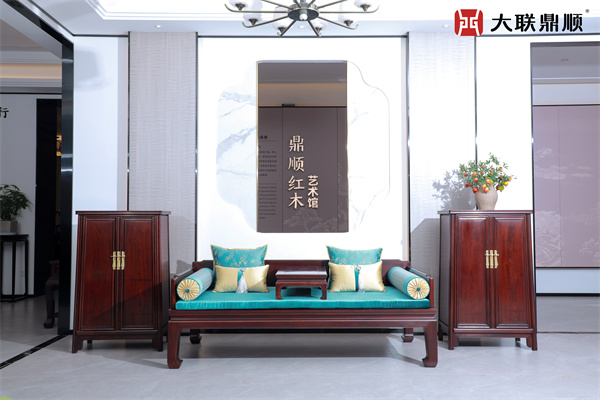 鼎順紅木 | 匠心傳承，紅酸枝家具的明式美學(xué)演繹